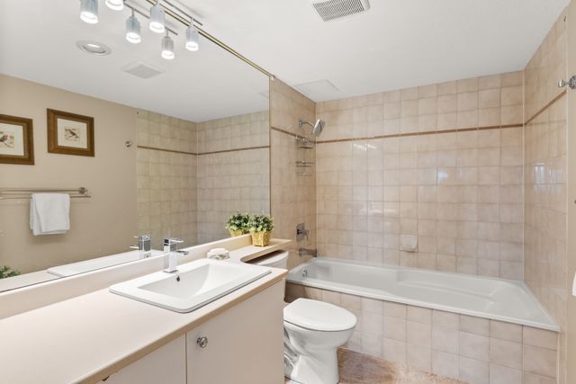 1140-55-st-delta-bc-43 at 206 - 1140 55 Street, Tsawwassen Central, Tsawwassen