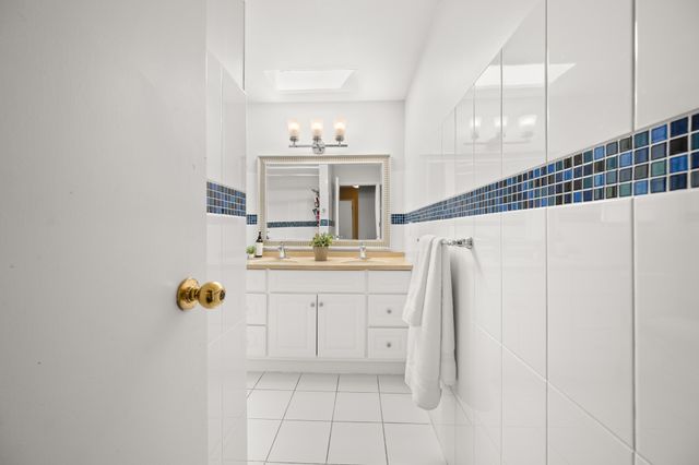 998-pacific-st-delta-22 at 998 Pacific Drive, English Bluff, Tsawwassen