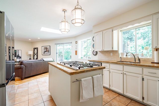 1471-grove-place-beach-grove-tsawwassen-11 at 1471 Grove Place, Beach Grove, Tsawwassen