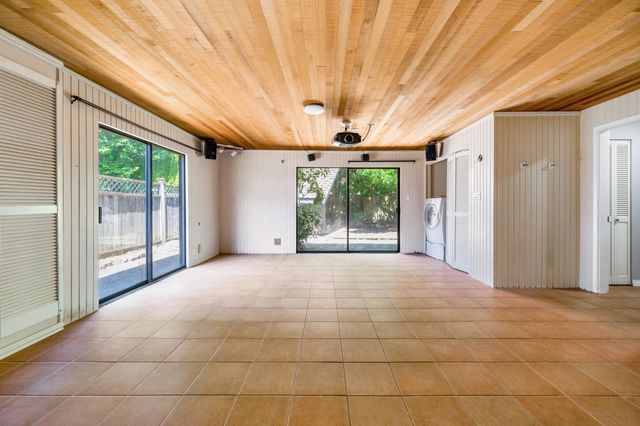 42-georgia-wynd-pebble-hill-tsawwassen-03 at 42 Georgia Wynd, Pebble Hill, Tsawwassen