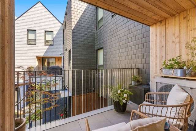 22 at 26 - 6340 Market Avenue, Boundary Beach, Tsawwassen