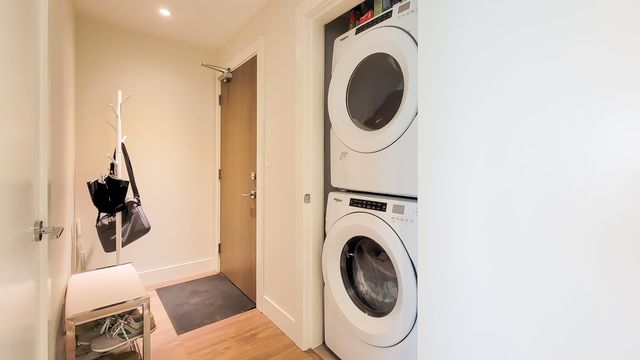 258-nelsons-court-sapperton-new-westminster-04 at 2101 - 258 Nelson\'s Court, Sapperton, New Westminster