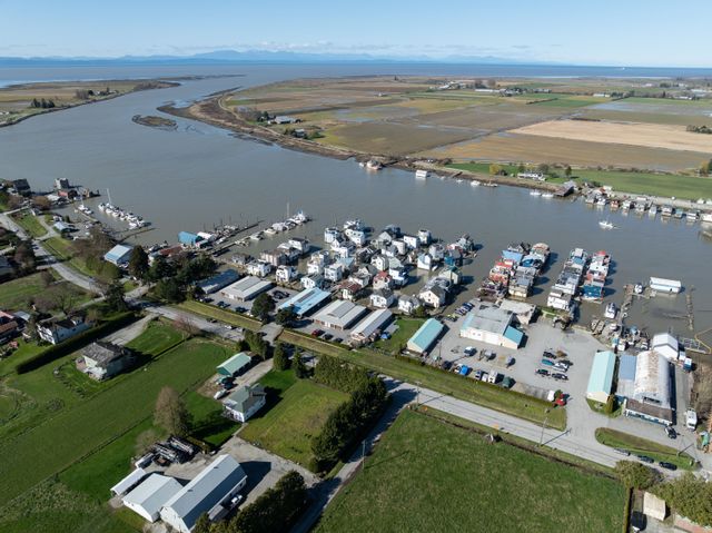 71 at 15 - 3459 W River Road, Ladner Rural, Ladner