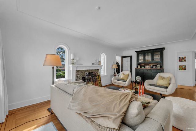 295-w-23rd-avenue-cambie-vancouver-west-05 at 295 W 23rd Avenue, Cambie, Vancouver West