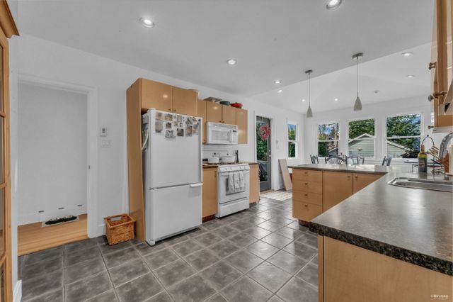 295-w-23rd-avenue-cambie-vancouver-west-10 at 295 W 23rd Avenue, Cambie, Vancouver West