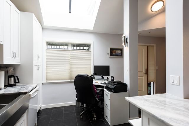 303-788-w-14th-ave-web-1070 at 303 - 788 W 14th Avenue, Fairview VW, Vancouver West