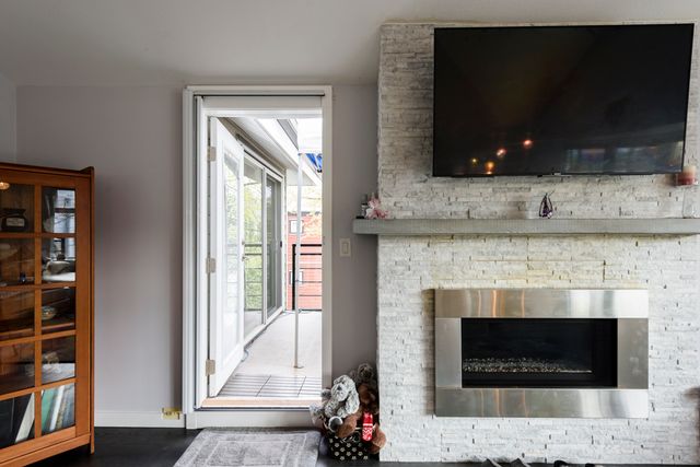 303-788-w-14th-ave-web-1095 at 303 - 788 W 14th Avenue, Fairview VW, Vancouver West