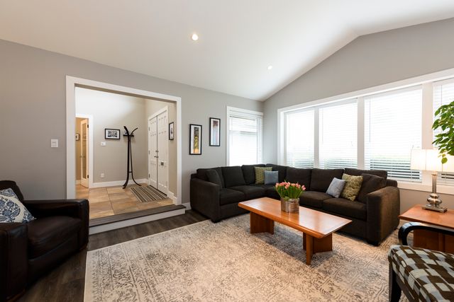 5266-chamberlayne-ave-web-1572 at 5266 Chamberlayne Avenue, Neilsen Grove, Ladner