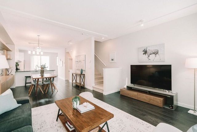 5550-admiral-way-neilsen-grove-ladner-06 at 99 - 5550 Admiral Way, Neilsen Grove, Ladner