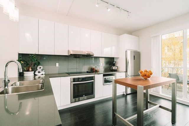 5550-admiral-way-neilsen-grove-ladner-08 at 99 - 5550 Admiral Way, Neilsen Grove, Ladner