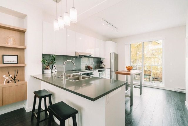 5550-admiral-way-neilsen-grove-ladner-09 at 99 - 5550 Admiral Way, Neilsen Grove, Ladner