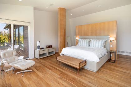  at 4840 Lakeshore Road, - Lower Mission, Kelowna