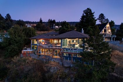  at 2100 Dewdney Road, Mckinley Landing, Kelowna