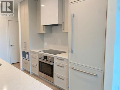 3340-lakeshore-road-unit-519-lower-mission-kelowna-04 at 519 - 3340 Lakeshore Road, Lower Mission, Kelowna