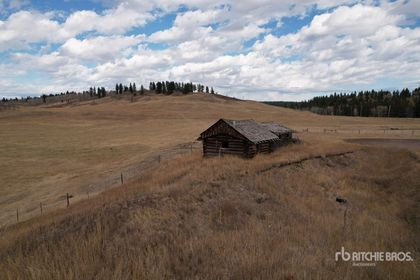  at  5503 Backvalley Road, 100 Mile House