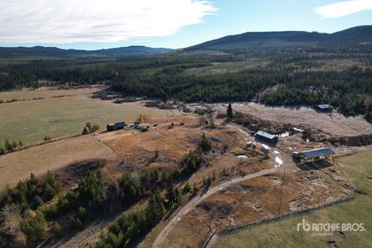  at  5670 Eagan Bonaparte Road, Bridge Lake/Sheridan Lake, 100 Mile House