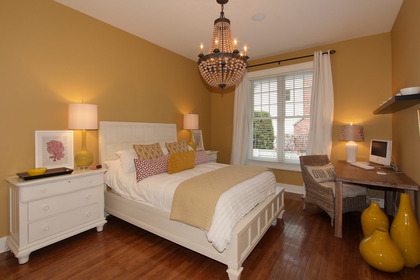 Kelowna Real Estate at 1988 Abbott Street, Kelowna, Central Okanagan Kelowna Real Estate at 1988 Abbott Street, Kelowna, Central Okanagan