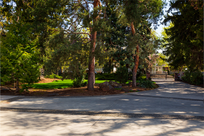 5d3_7111-edit at 1986 Abbott Street, Kelowna, Central Okanagan 5d3_7111-edit at 1986 Abbott Street, Kelowna, Central Okanagan