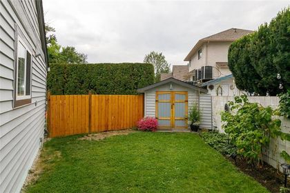 878-hammer-avenue-lower-mission-kelowna-02 at 878 Hammer Avenue, Lower Mission, Kelowna 878-hammer-avenue-lower-mission-kelowna-02 at 878 Hammer Avenue, Lower Mission, Kelowna