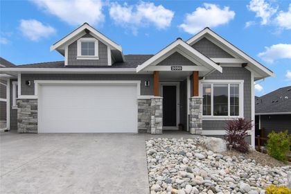 2090-lawrence-avenue-columbiaduncan-penticton-00 at 2090 Lawrence Avenue, Columbia, Penticton 2090-lawrence-avenue-columbiaduncan-penticton-00 at 2090 Lawrence Avenue, Columbia, Penticton