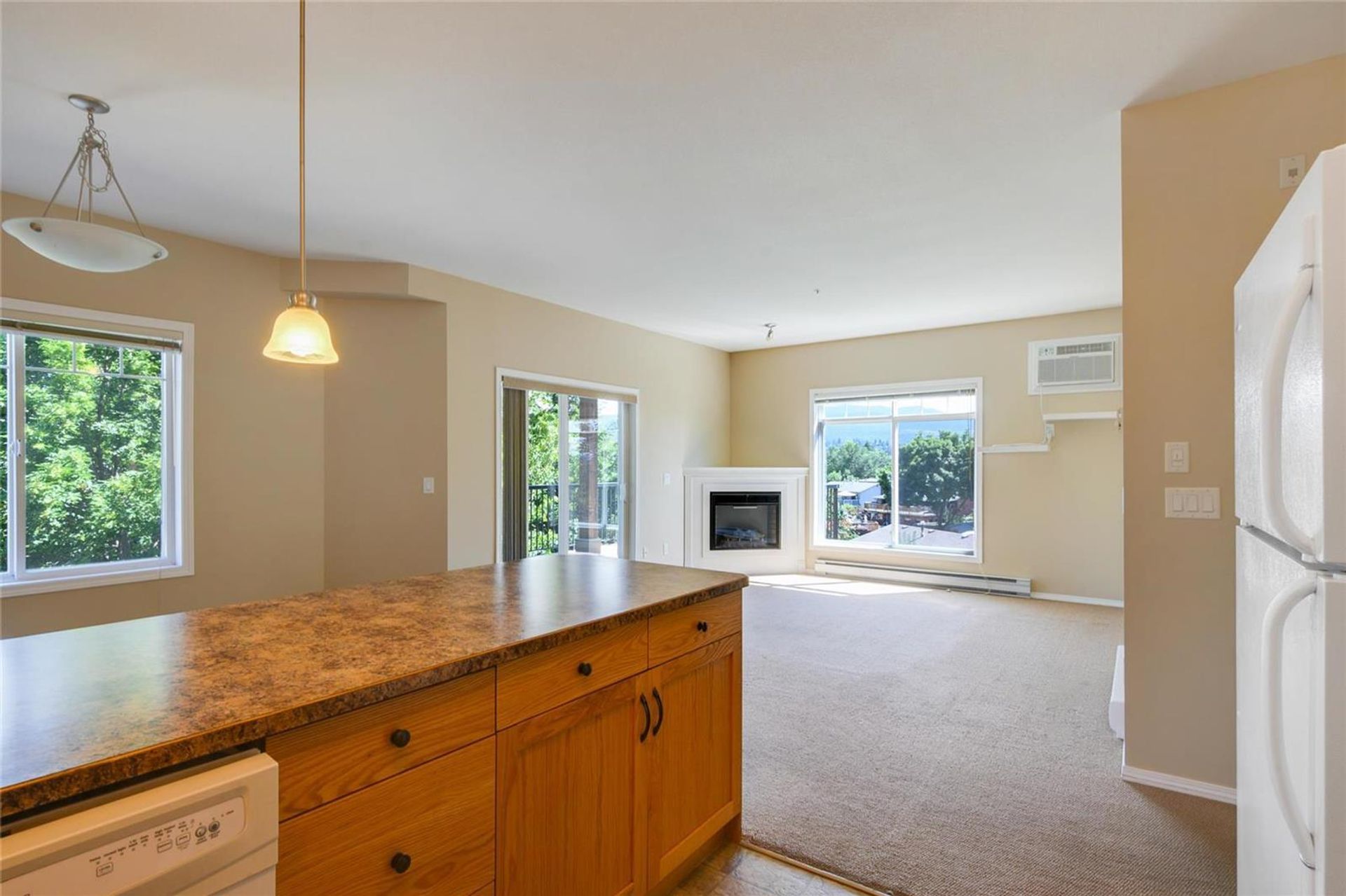 201 - 250 Hollywood Road, Rutland South, Kelowna  by McFadden Real Estate 201 - 250 Hollywood Road, Rutland South, Kelowna