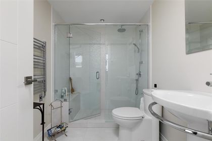 1902-1151-sunset-drive-kelowna-north-kelowna-16 at 1902 - 1151 Sunset Drive, Kelowna North, Kelowna 1902-1151-sunset-drive-kelowna-north-kelowna-16 at 1902 - 1151 Sunset Drive, Kelowna North, Kelowna