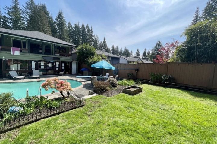 2655-hoskins-road-westlynn-terrace-north-vancouver-32 at 2655 Hoskins Road, Westlynn Terrace, North Vancouver 2655-hoskins-road-westlynn-terrace-north-vancouver-32 at 2655 Hoskins Road, Westlynn Terrace, North Vancouver