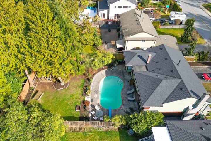 2655-hoskins-road-westlynn-terrace-north-vancouver-37 at 2655 Hoskins Road, Westlynn Terrace, North Vancouver 2655-hoskins-road-westlynn-terrace-north-vancouver-37 at 2655 Hoskins Road, Westlynn Terrace, North Vancouver
