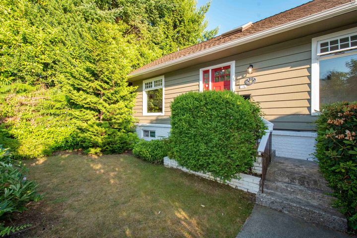 429-w-27th-street-upper-lonsdale-north-vancouver-27 at 429 W 27th Street, Upper Lonsdale, North Vancouver 429-w-27th-street-upper-lonsdale-north-vancouver-27 at 429 W 27th Street, Upper Lonsdale, North Vancouver