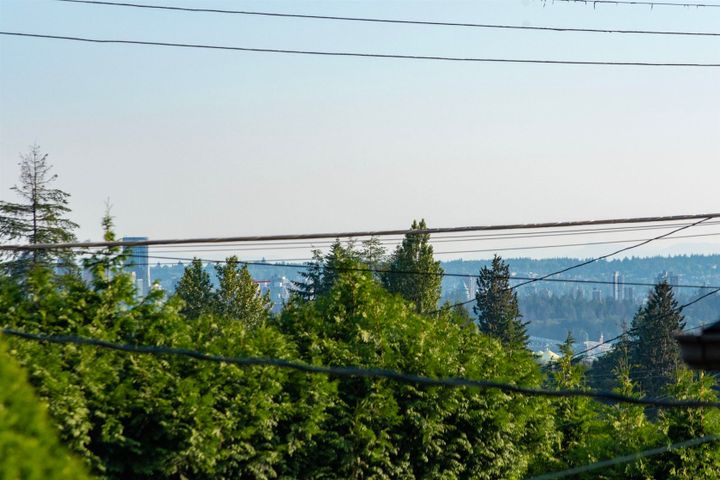 429-w-27th-street-upper-lonsdale-north-vancouver-31 at 429 W 27th Street, Upper Lonsdale, North Vancouver 429-w-27th-street-upper-lonsdale-north-vancouver-31 at 429 W 27th Street, Upper Lonsdale, North Vancouver