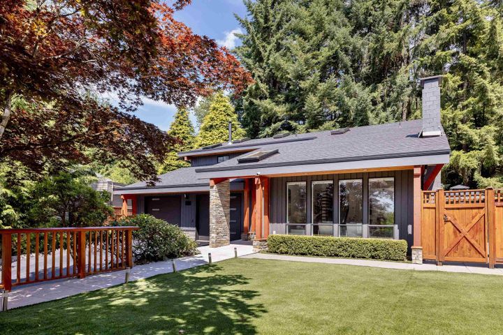 5541-cliffridge-place-canyon-heights-nv-north-vancouver-02 at 5541 Cliffridge Place, Canyon Heights NV, North Vancouver 5541-cliffridge-place-canyon-heights-nv-north-vancouver-02 at 5541 Cliffridge Place, Canyon Heights NV, North Vancouver