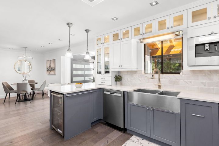 5541-cliffridge-place-canyon-heights-nv-north-vancouver-13 at 5541 Cliffridge Place, Canyon Heights NV, North Vancouver 5541-cliffridge-place-canyon-heights-nv-north-vancouver-13 at 5541 Cliffridge Place, Canyon Heights NV, North Vancouver