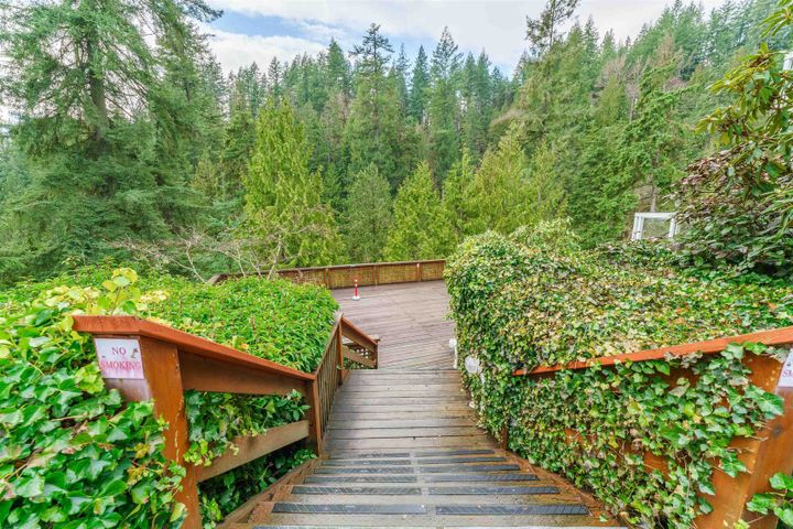3373-capilano-crescent-capilano-nv-north-vancouver-21 at 206 - 3373 Capilano Crescent, Capilano NV, North Vancouver 3373-capilano-crescent-capilano-nv-north-vancouver-21 at 206 - 3373 Capilano Crescent, Capilano NV, North Vancouver