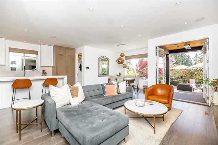262906699-c2020e6c-0d63-4e6e-9020-aa8b960abe98 at 1081 Prospect Avenue, Canyon Heights NV, North Vancouver 262906699-c2020e6c-0d63-4e6e-9020-aa8b960abe98 at 1081 Prospect Avenue, Canyon Heights NV, North Vancouver