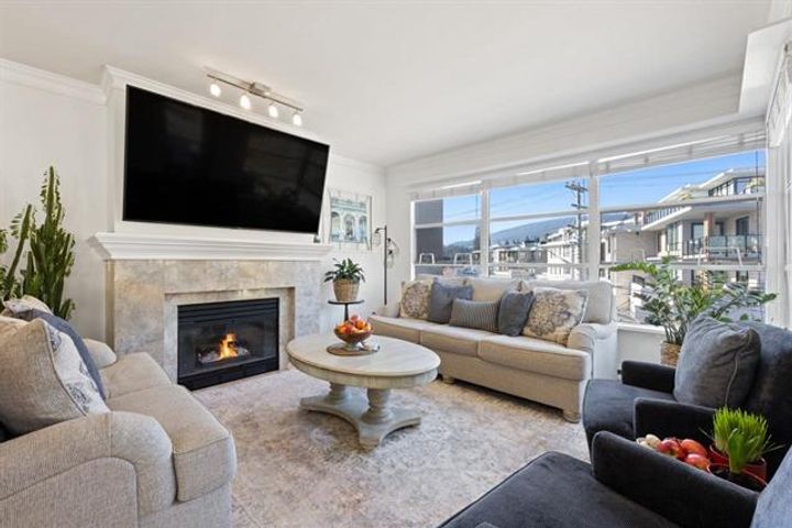 262888202-c70aca5c-12e0-40e5-bb28-c39e45a92911 at 307 - 3151 , Edgemont, North Vancouver 262888202-c70aca5c-12e0-40e5-bb28-c39e45a92911 at 307 - 3151 , Edgemont, North Vancouver