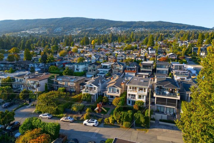 1215-clyde-avenue-ambleside-west-vancouver-29 at 1215 Clyde Avenue, Ambleside, West Vancouver 1215-clyde-avenue-ambleside-west-vancouver-29 at 1215 Clyde Avenue, Ambleside, West Vancouver