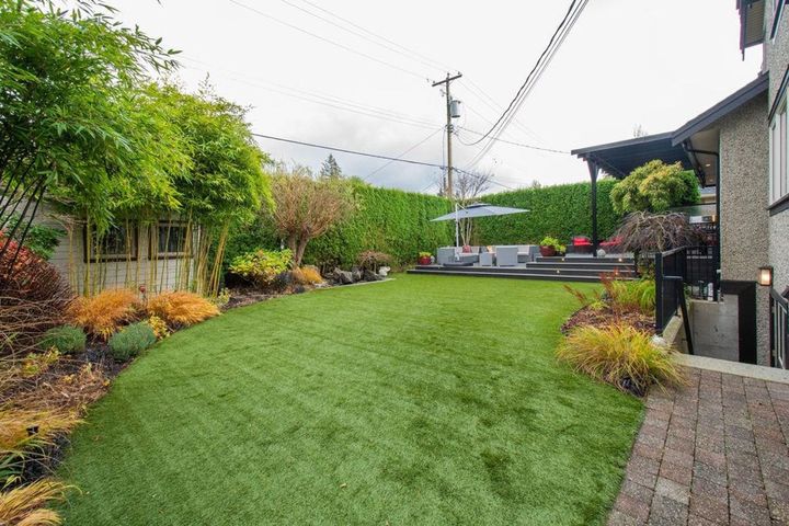956-belmont-avenue-edgemont-north-vancouver-17 at 956 Belmont Avenue, Edgemont, North Vancouver 956-belmont-avenue-edgemont-north-vancouver-17 at 956 Belmont Avenue, Edgemont, North Vancouver