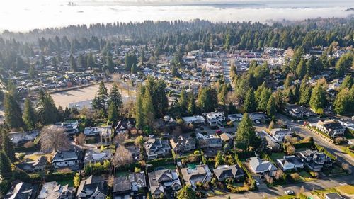 956-belmont-avenue-edgemont-north-vancouver-39-1 at 956 Belmont Avenue, Edgemont, North Vancouver
