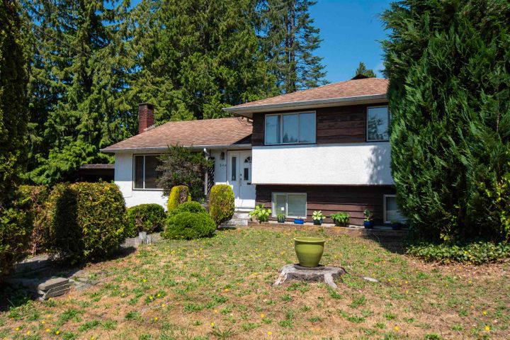 944-handsworth-road-canyon-heights-nv-north-vancouver-02 at 944 Handsworth Road, Canyon Heights NV, North Vancouver