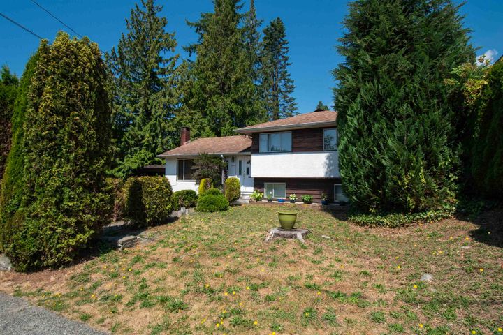 944-handsworth-road-canyon-heights-nv-north-vancouver-03 at 944 Handsworth Road, Canyon Heights NV, North Vancouver