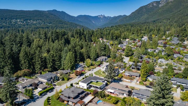 4262-lions-avenue-forest-hills-nv-north-vancouver-40 at 4262 Lions Avenue, Forest Hills NV, North Vancouver 4262-lions-avenue-forest-hills-nv-north-vancouver-40 at 4262 Lions Avenue, Forest Hills NV, North Vancouver