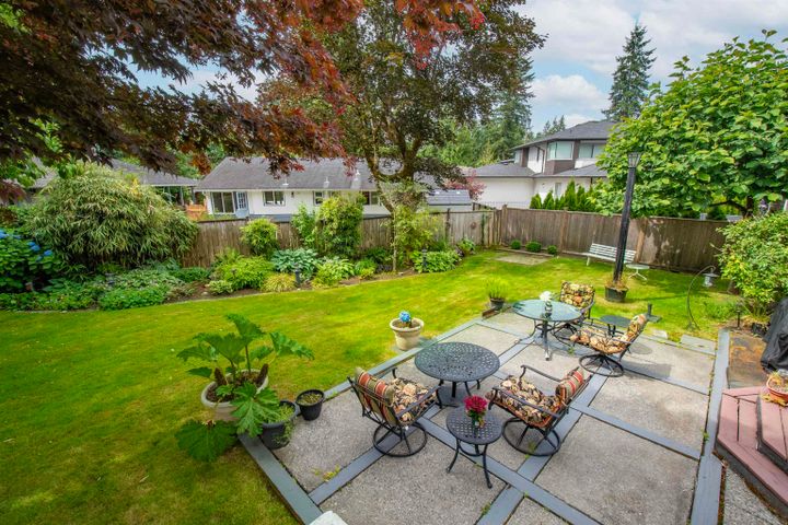 1057-montroyal-boulevard-canyon-heights-nv-north-vancouver-09-1 at 1057 Montroyal Boulevard, Canyon Heights NV, North Vancouver 1057-montroyal-boulevard-canyon-heights-nv-north-vancouver-09-1 at 1057 Montroyal Boulevard, Canyon Heights NV, North Vancouver