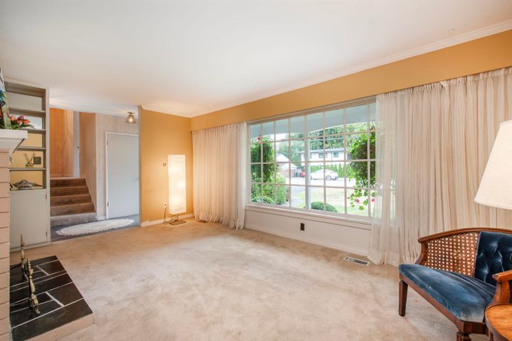 1057-montroyal-boulevard-canyon-heights-nv-north-vancouver-11-1 at 1057 Montroyal Boulevard, Canyon Heights NV, North Vancouver