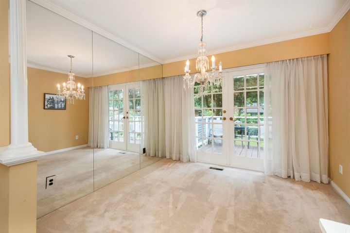 1057-montroyal-boulevard-canyon-heights-nv-north-vancouver-13-1 at 1057 Montroyal Boulevard, Canyon Heights NV, North Vancouver