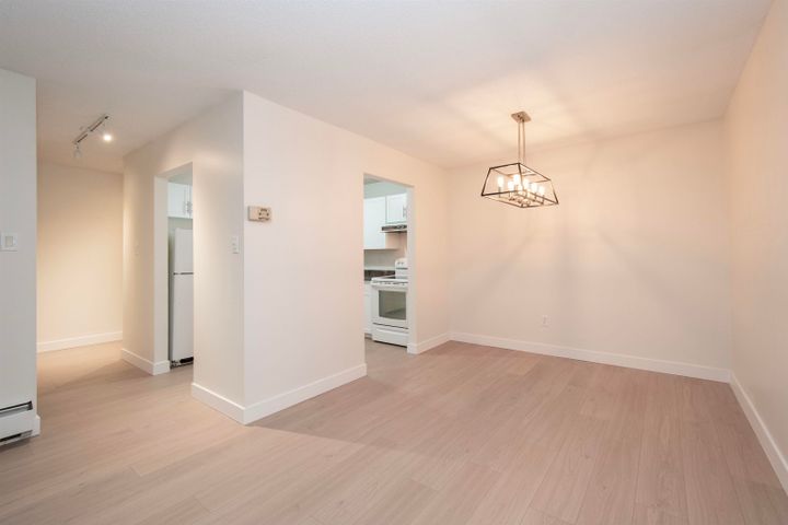 1385-draycott-road-lynn-valley-north-vancouver-04-1 at 307 - 1385 Draycott Road, Lynn Valley, North Vancouver