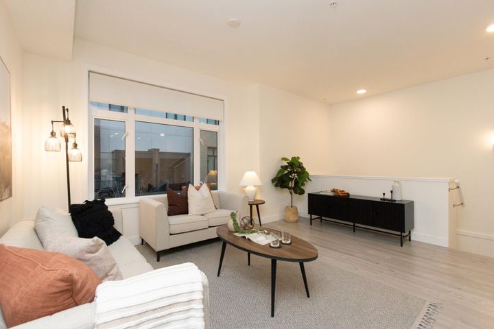 2035-glenaire-drive-pemberton-nv-north-vancouver-06 at 267 - 2035 Glenaire Drive, Pemberton NV, North Vancouver