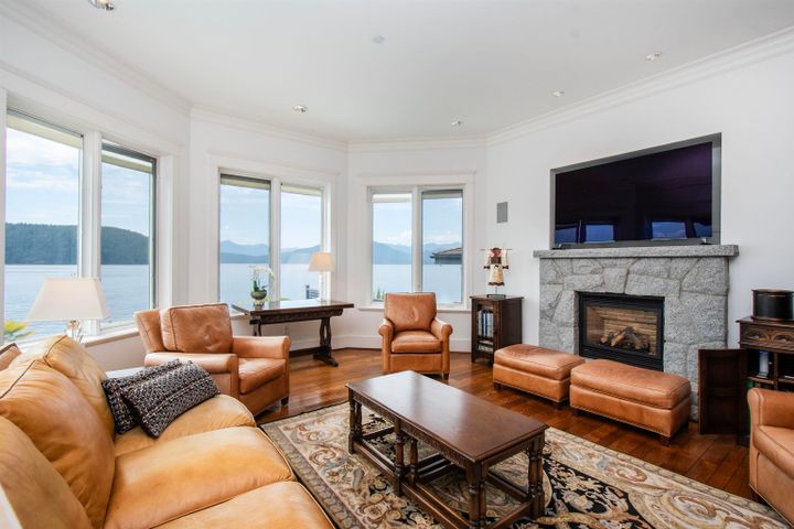 8-ocean-point-drive-howe-sound-west-vancouver-10 at 8 Ocean Point Drive, Howe Sound, West Vancouver