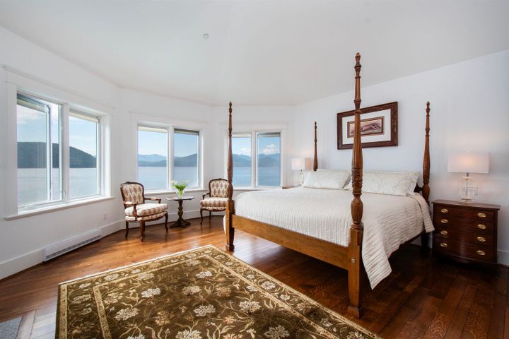 8-ocean-point-drive-howe-sound-west-vancouver-18 at 8 Ocean Point Drive, Howe Sound, West Vancouver