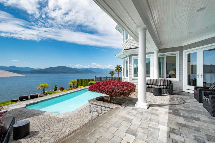 8-ocean-point-drive-howe-sound-west-vancouver-28 at 8 Ocean Point Drive, Howe Sound, West Vancouver