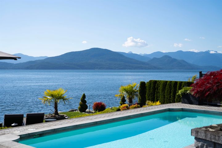 8-ocean-point-drive-howe-sound-west-vancouver-30 at 8 Ocean Point Drive, Howe Sound, West Vancouver